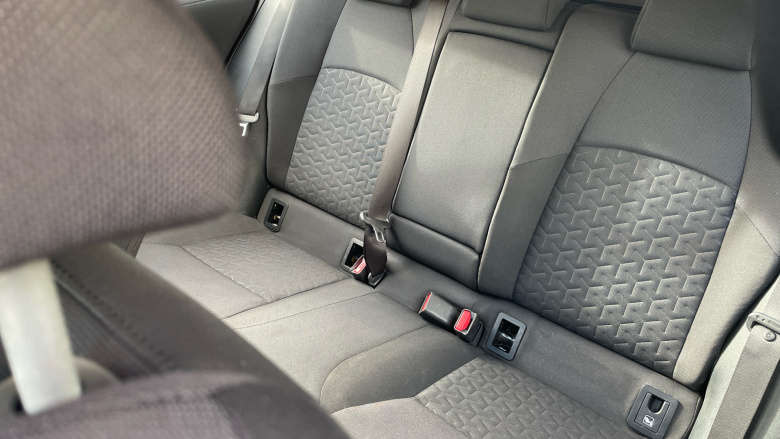 Toyota Corolla 1.8 VVT-i Hybrid Icon Tech 5dr CVT Hybrid Estate